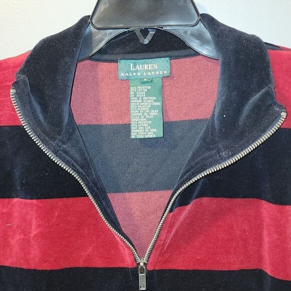 Lauren Pullover  - Picture 2 of 5